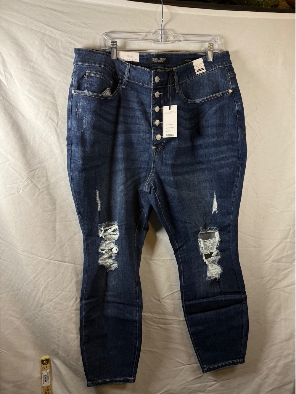 Judy Blue Women's Dark Blue Skinny Fit Distressed Jeans 22W